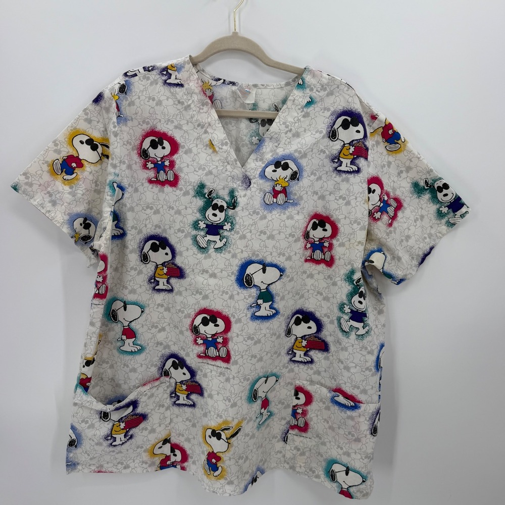 Vintage Peanuts Snoopy Joe Cool Scrub Top V-Neck Medical Uniform pockets nurse